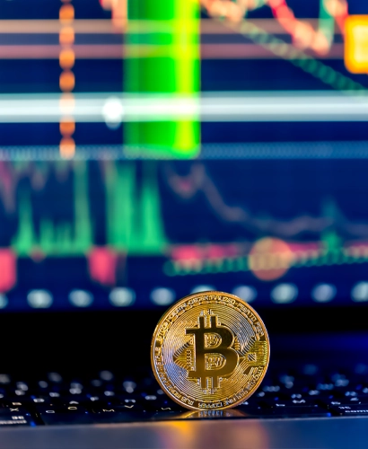 Il team di Trade 5.8 Zemro durante l'analisi di mercato